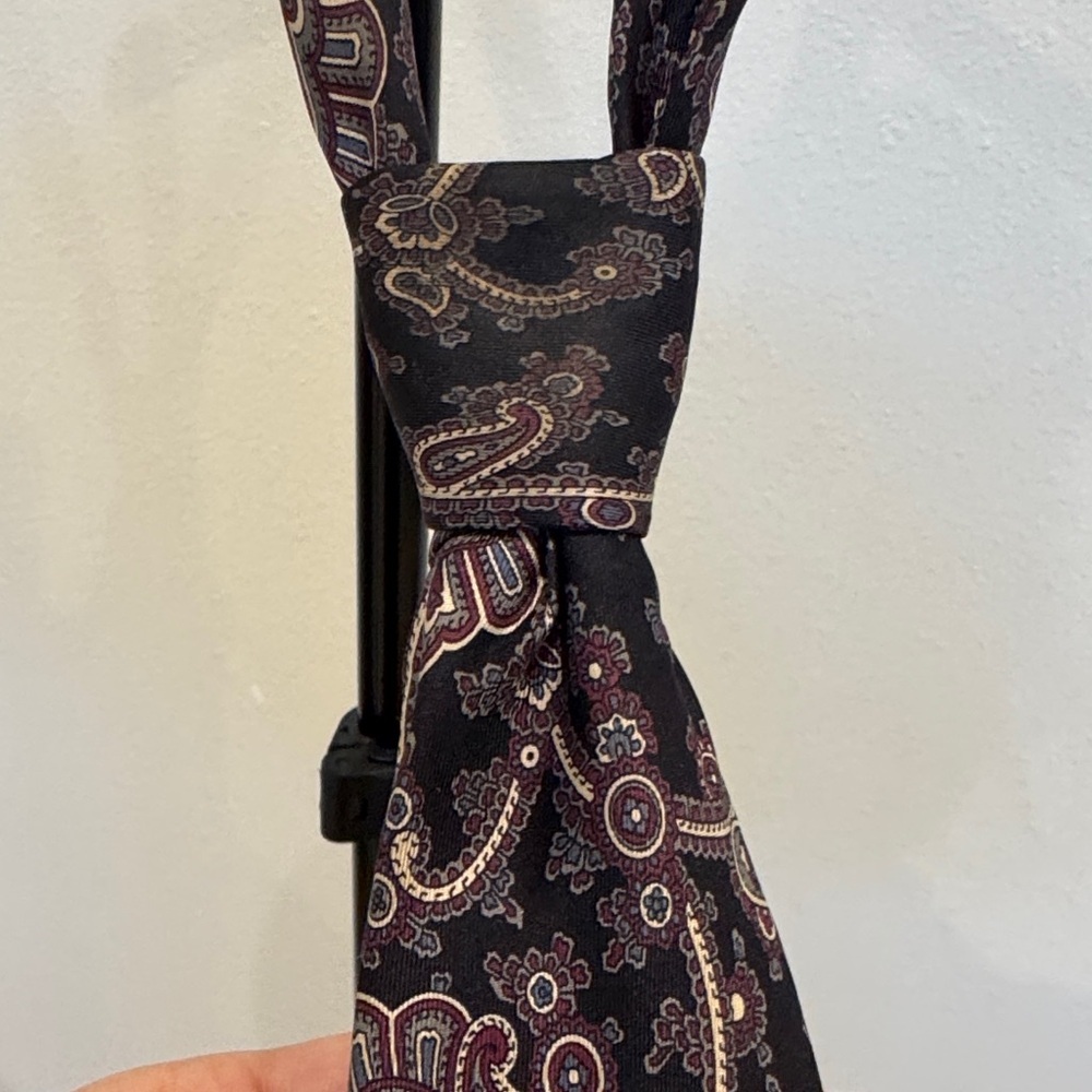 Aquascutum London Black Paisley Silk Tie with Brown and Burgundy Accents - Picture 3 of 5